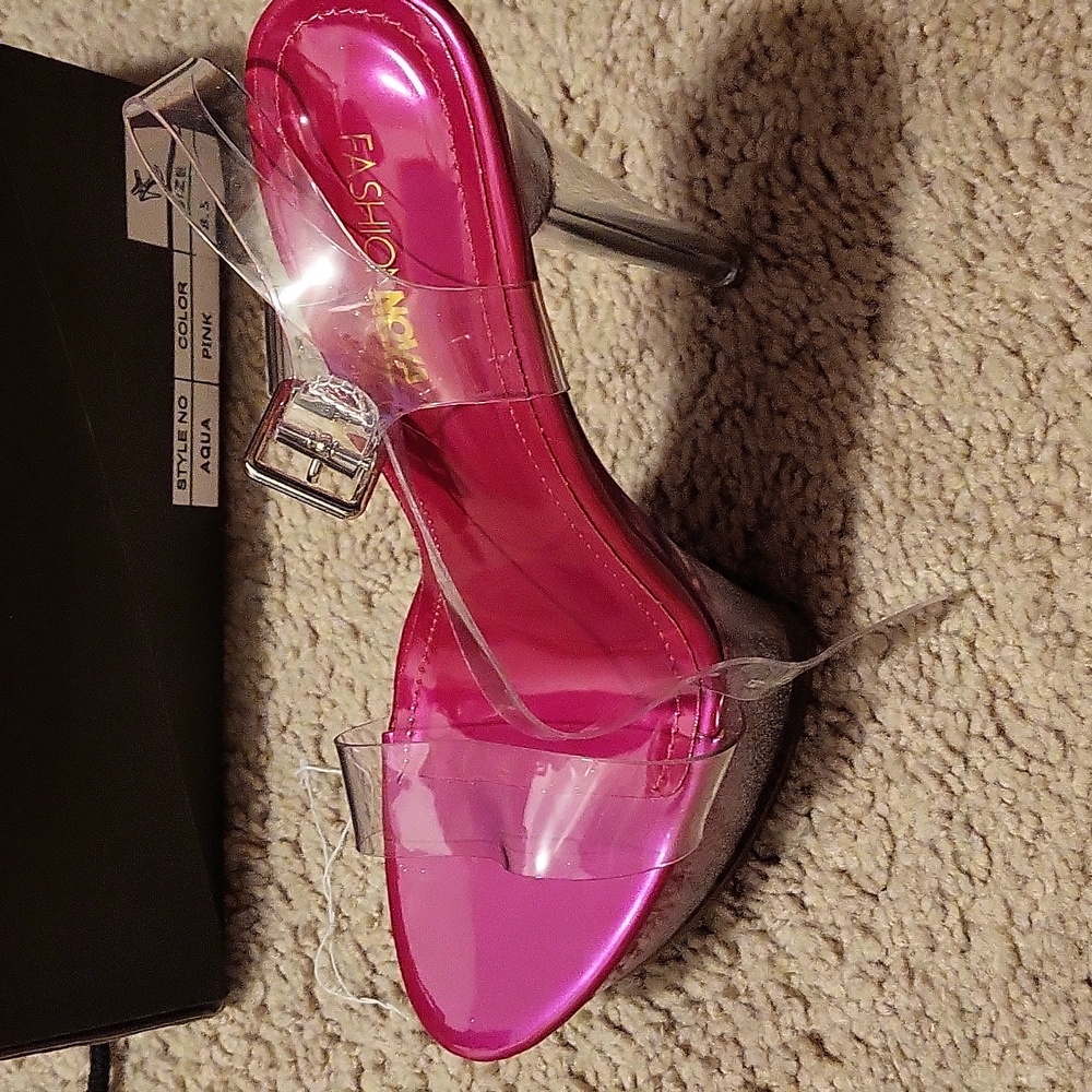 Fashion Nova "Aqua" heels, size 8.5, brand new.